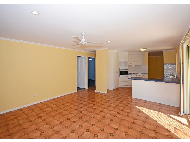 5 Sharyn Court, Point Vernon QLD 4655