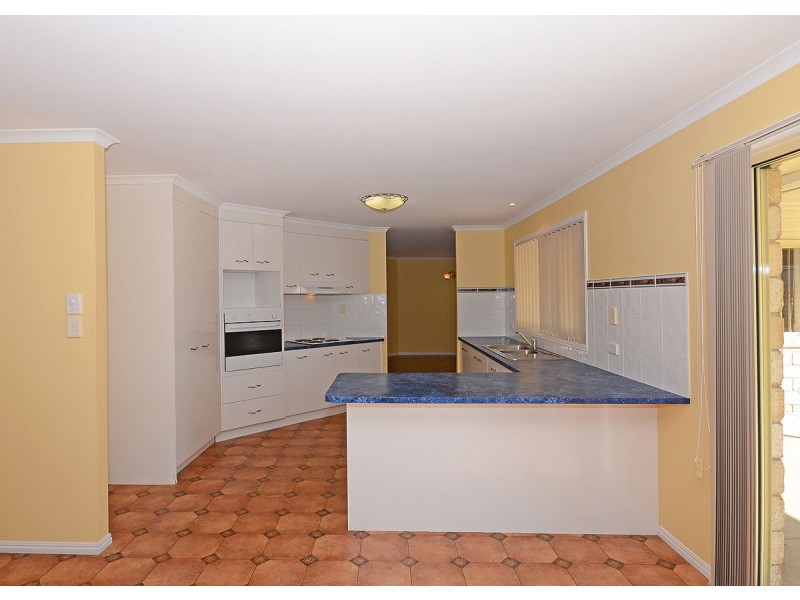 5 Sharyn Court, Point Vernon QLD 4655