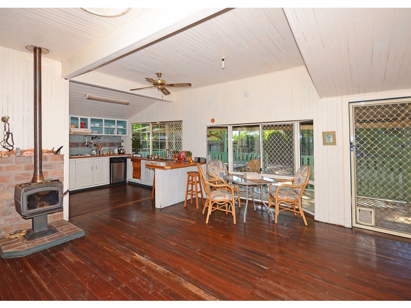 48 Truro Street, Torquay QLD 4655