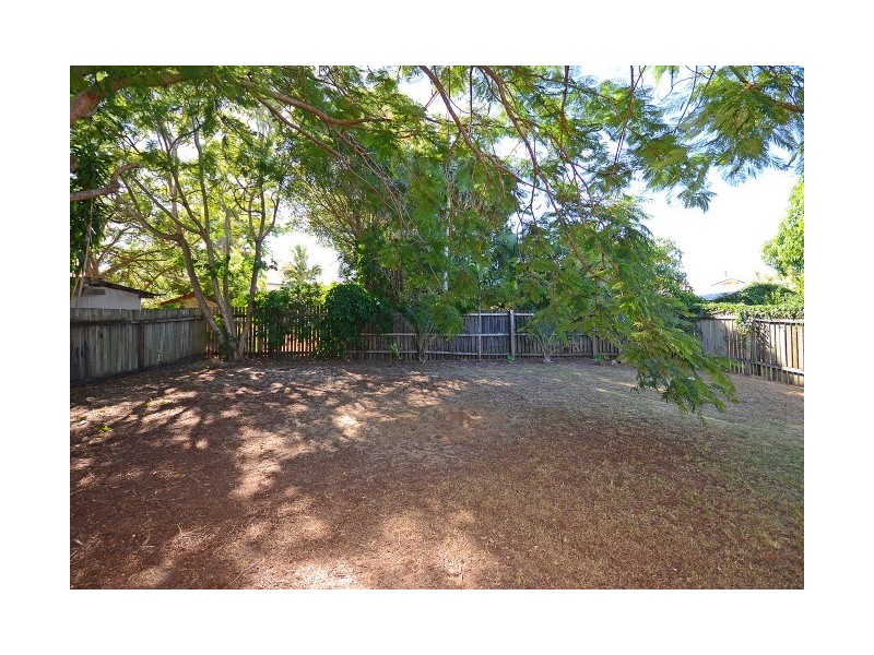 48 Truro Street, Torquay QLD 4655