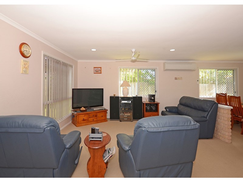 9 Trisha Court, Scarness QLD 4655