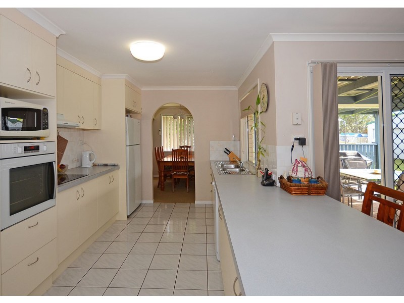 9 Trisha Court, Scarness QLD 4655