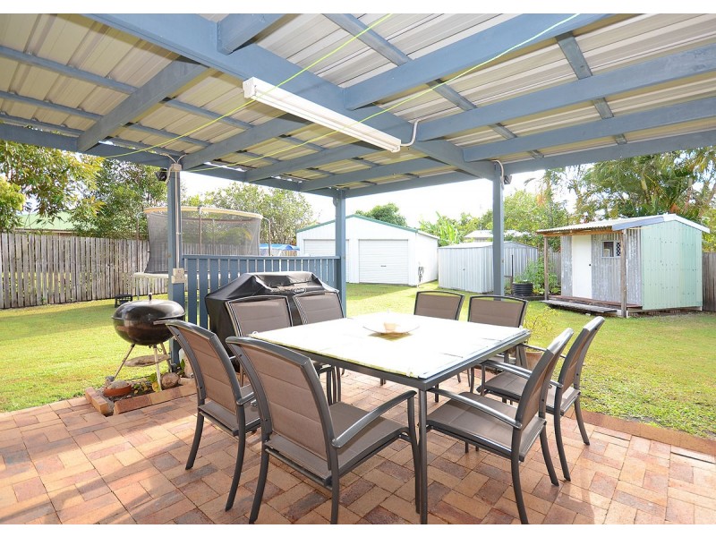 9 Trisha Court, Scarness QLD 4655