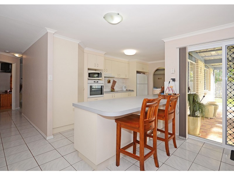 9 Trisha Court, Scarness QLD 4655