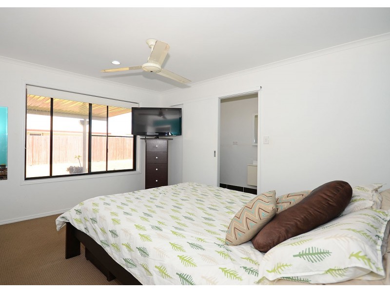 58 Emerald Park Way, Urangan QLD 4655