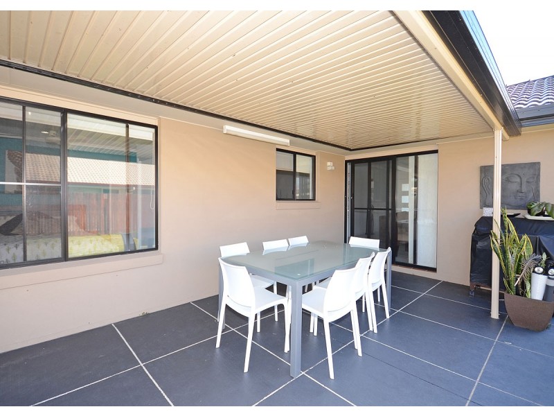 58 Emerald Park Way, Urangan QLD 4655