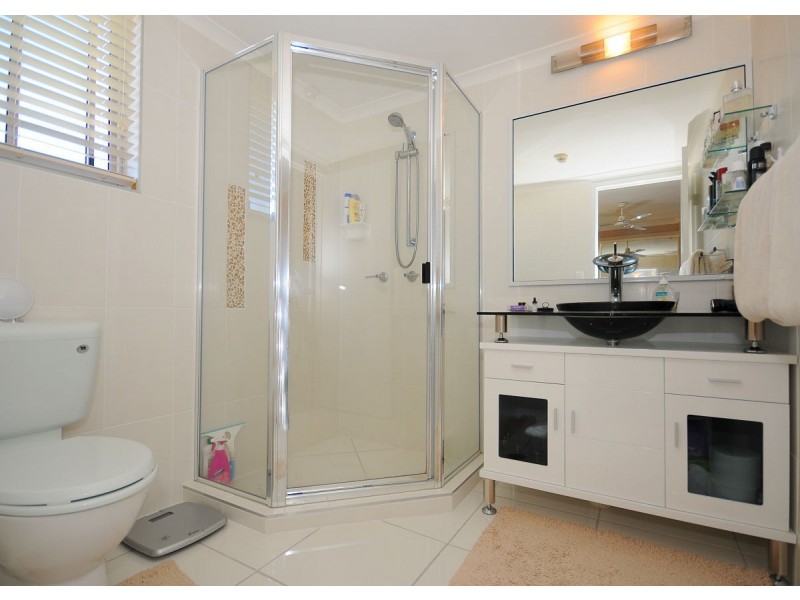55/386 Charlton Esplanade, Torquay QLD 4655