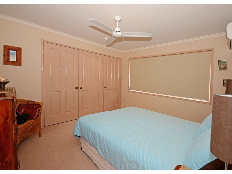 25 Oceanview Street, Point Vernon QLD 4655