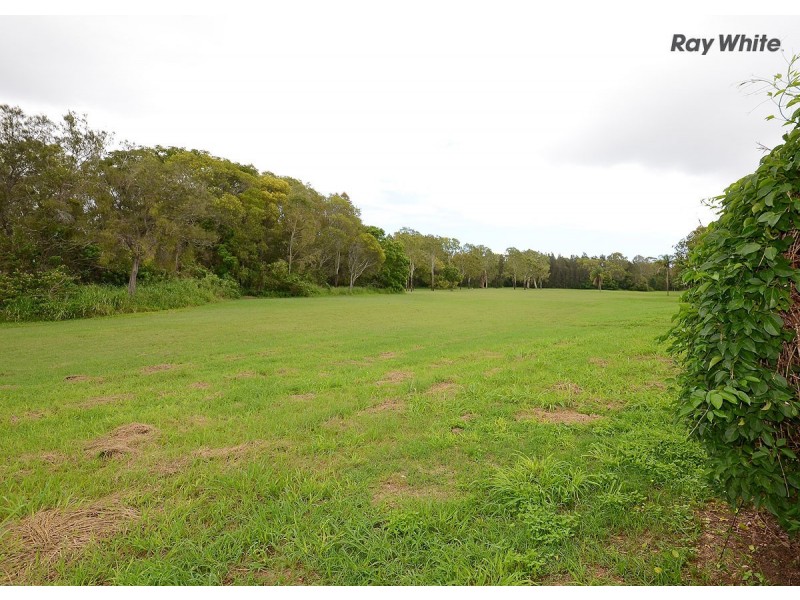 25 Oceanview Street, Point Vernon QLD 4655