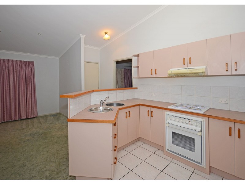 Unit 3/137 Freshwater Street, Torquay QLD 4655