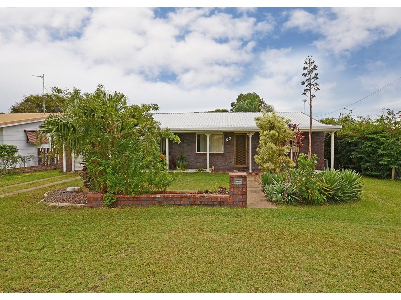 57 Glenray Street, Urangan QLD 4655