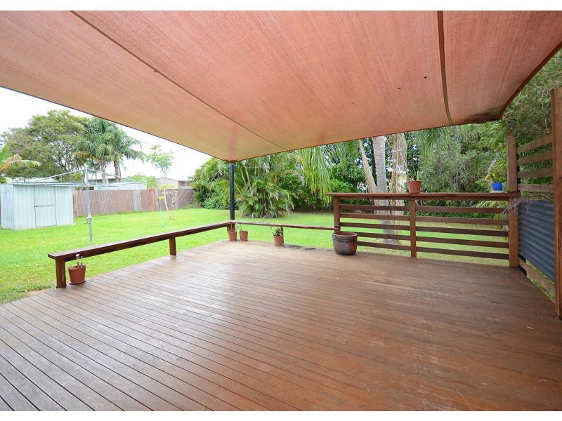57 Glenray Street, Urangan QLD 4655