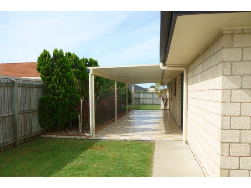1 Abbey Ct, Kawungan QLD 4655