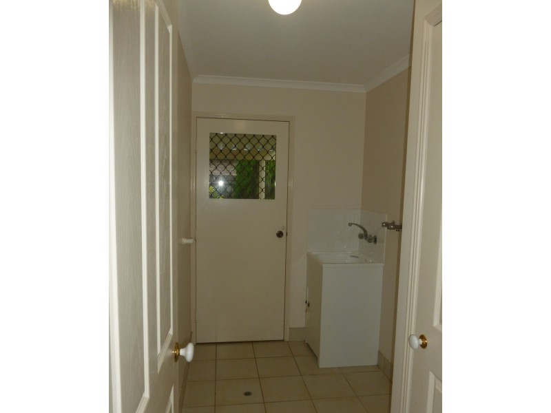 1 Abbey Ct, Kawungan QLD 4655