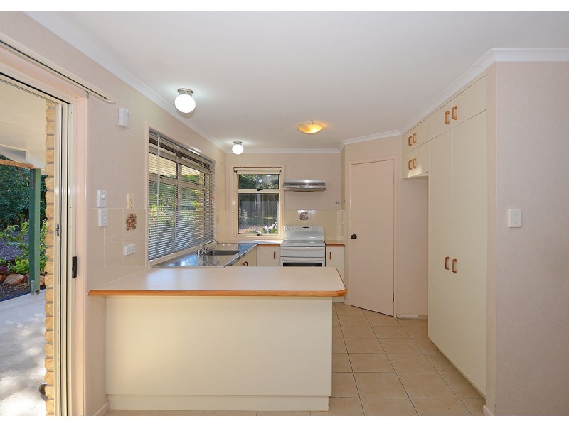 7 Macbel Court, Torquay QLD 4655