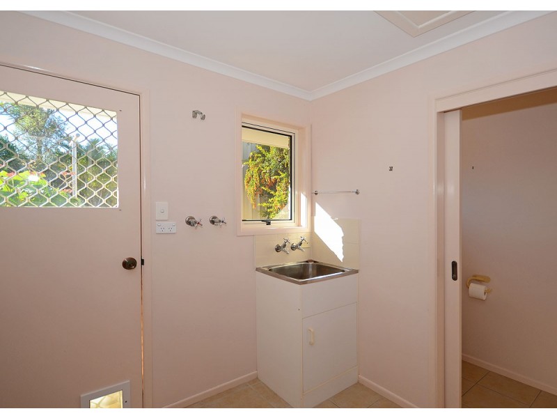 7 Macbel Court, Torquay QLD 4655