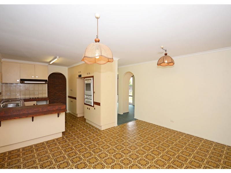 15 Maryanne Court, Point Vernon QLD 4655