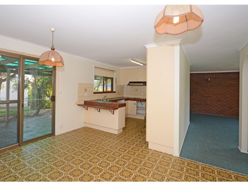 15 Maryanne Court, Point Vernon QLD 4655