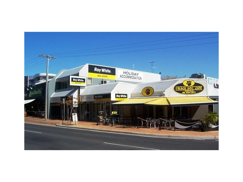 381 Esplanade, Torquay QLD 4655