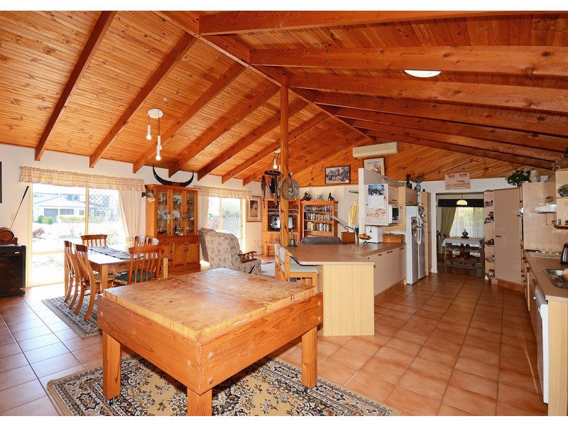 42 Christensen Street, Hervey Bay QLD 4655