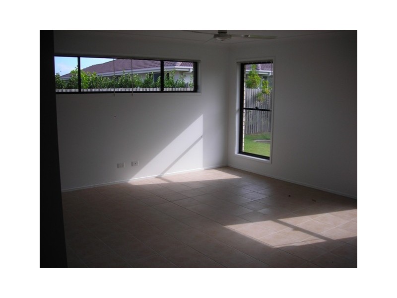 69 Magellan Circuit, Urraween QLD 4655