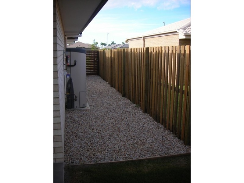 69 Magellan Circuit, Urraween QLD 4655