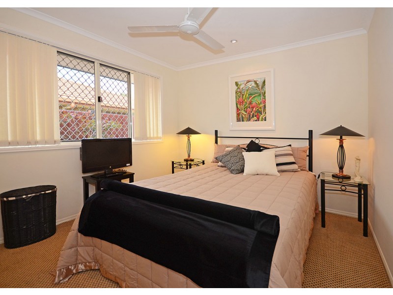 7 Brooke Court, Torquay QLD 4655