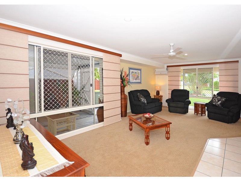 7 Brooke Court, Torquay QLD 4655