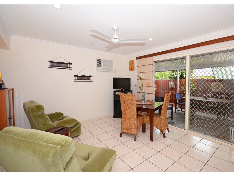 7 Brooke Court, Torquay QLD 4655