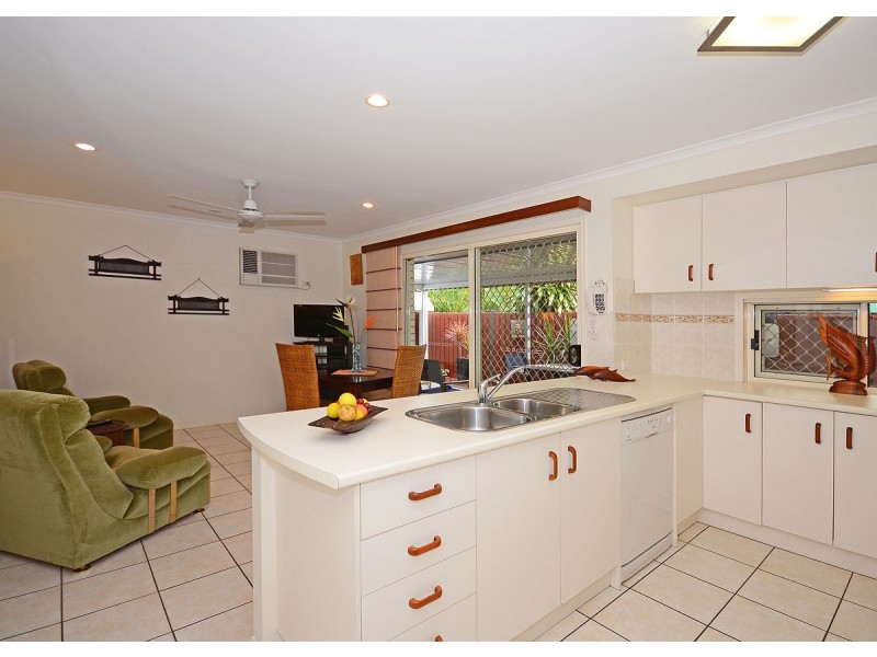 7 Brooke Court, Torquay QLD 4655