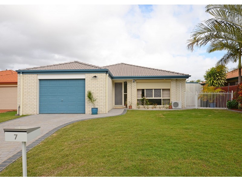7 Brooke Court, Hervey Bay QLD 4655