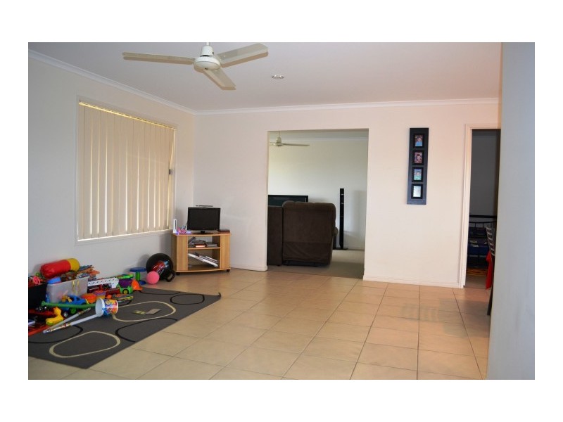 57 Bounty Circuit, Eli Waters QLD 4655