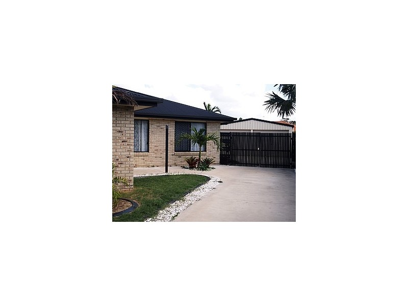 8 Kiwi Court, Point Vernon QLD 4655