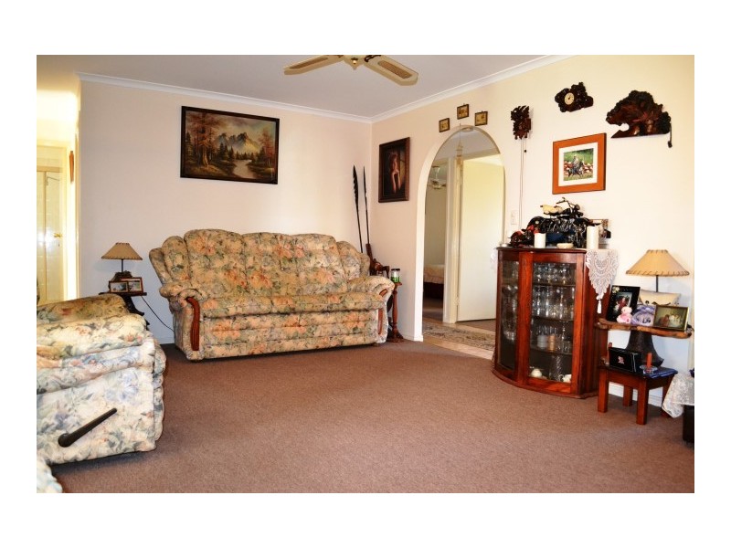 33 Merlin Drive, Urangan QLD 4655