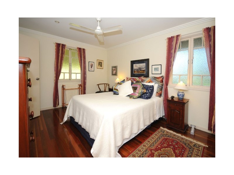 209 Torquay Terrace, Torquay QLD 4655