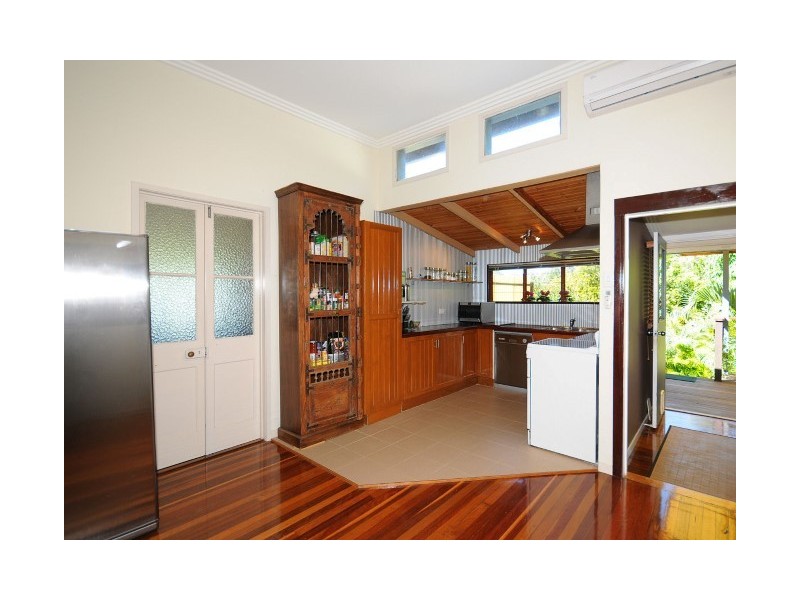 209 Torquay Terrace, Torquay QLD 4655