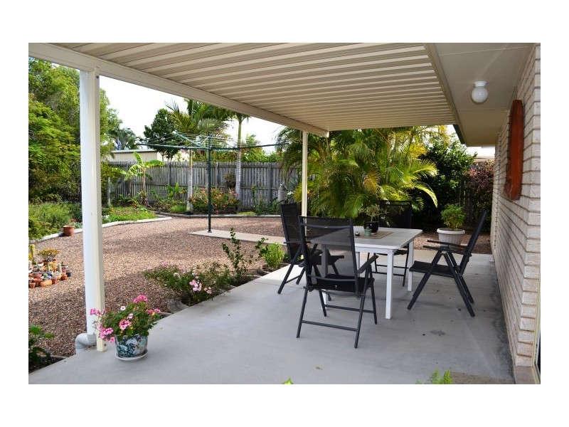 10 Aimee Drive, Urangan QLD 4655