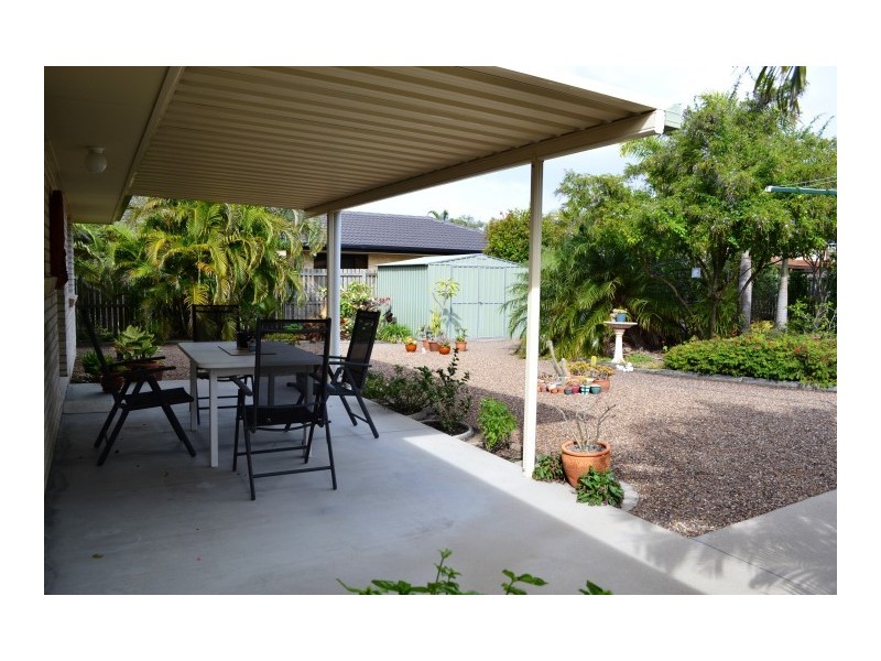 10 Aimee Drive, Urangan QLD 4655