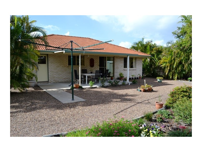 10 Aimee Drive, Urangan QLD 4655