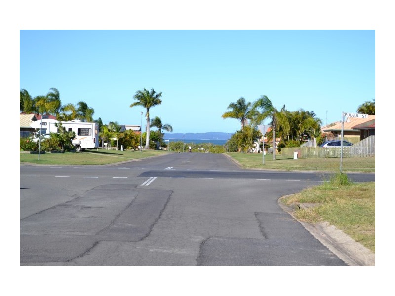 10 Aimee Drive, Urangan QLD 4655