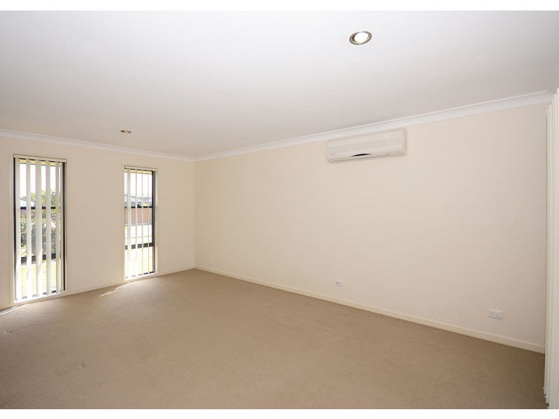 6 Endeavour Way, Eli Waters QLD 4655