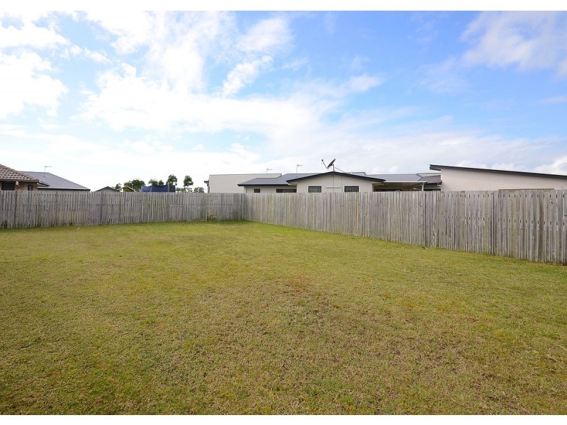 6 Endeavour Way, Eli Waters QLD 4655