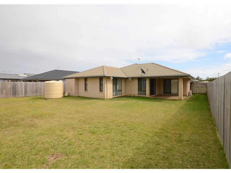 6 Endeavour Way, Eli Waters QLD 4655