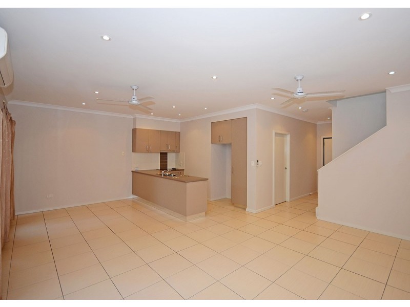 8/185 Torquay Road, Scarness QLD 4655
