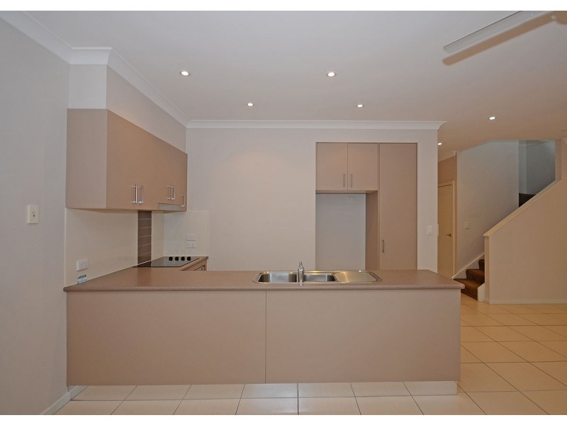 8/185 Torquay Road, Scarness QLD 4655