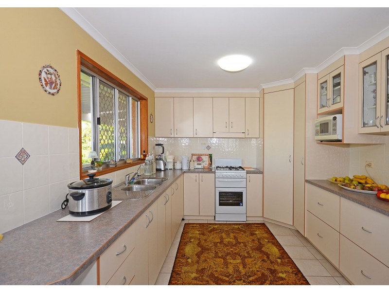 4 Trobriand Place, Kawungan QLD 4655