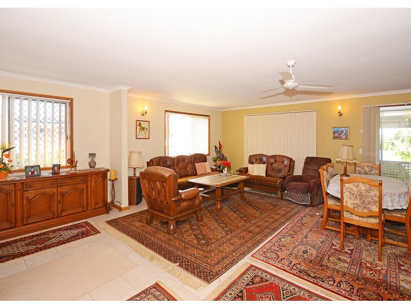 4 Trobriand Place, Kawungan QLD 4655