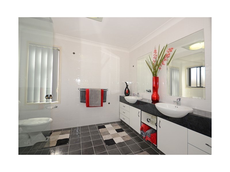 83 Northshore Avenue, Toogoom QLD 4655