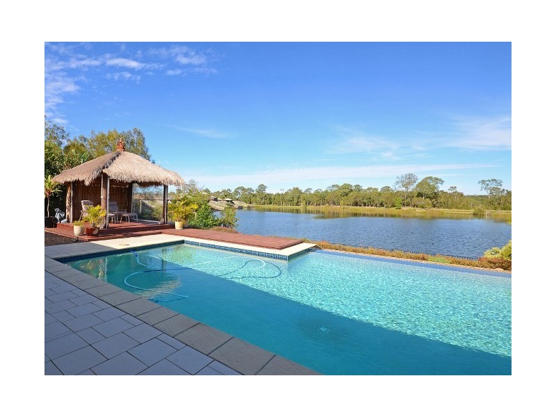 83 Northshore Avenue, Toogoom QLD 4655