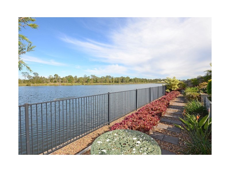 83 Northshore Avenue, Toogoom QLD 4655